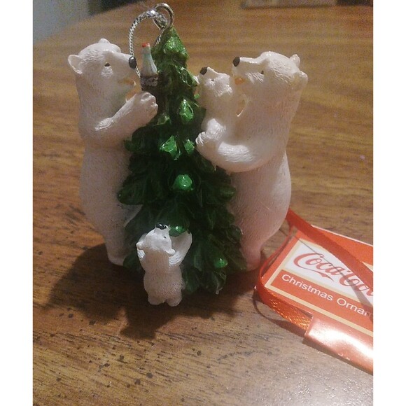 Coca-Cola 5" X 4 1/2" Polar Bear Family With Christmas Tree Rare Resin Figurine - Picture 2 of 4